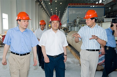 2007年5月25日，時(shí)任全國(guó)政協(xié)常委、經(jīng)濟(jì)委員會(huì)副主任、中國(guó)包裝聯(lián)合會(huì)會(huì)長(zhǎng)石萬(wàn)鵬一行來(lái)公司視察