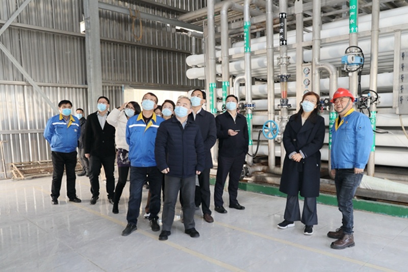 2022年12月15日，時(shí)任浙江省發(fā)展改革委黨組成員、副主任吳紅梅蒞臨景興紙業(yè)調(diào)研企業(yè)用能、節(jié)能工作