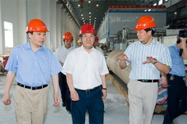 2007年5月25日，時任全國政協(xié)常委、經(jīng)濟委員會副主任、中國包裝聯(lián)合會會長石萬鵬一行來公司視察