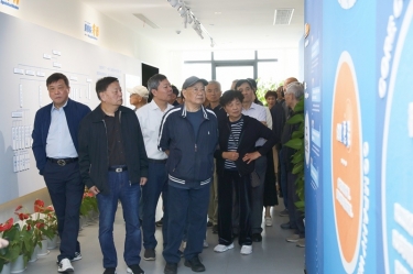 平湖市社經(jīng)室老干部一行赴景興調研